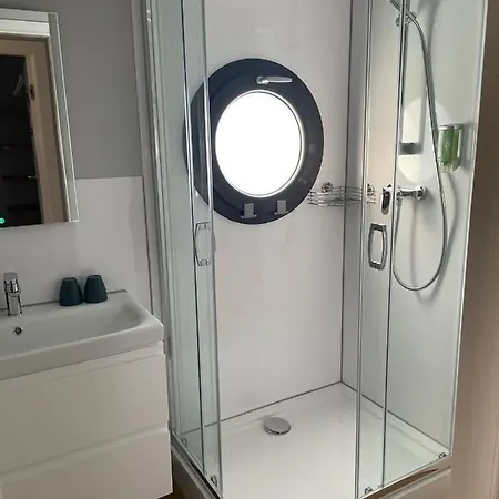 Πλωτό κατάλυμα Hausboot 1